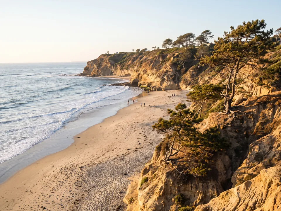 Del Mar beach and coastal bluffs near our Del Mar service area